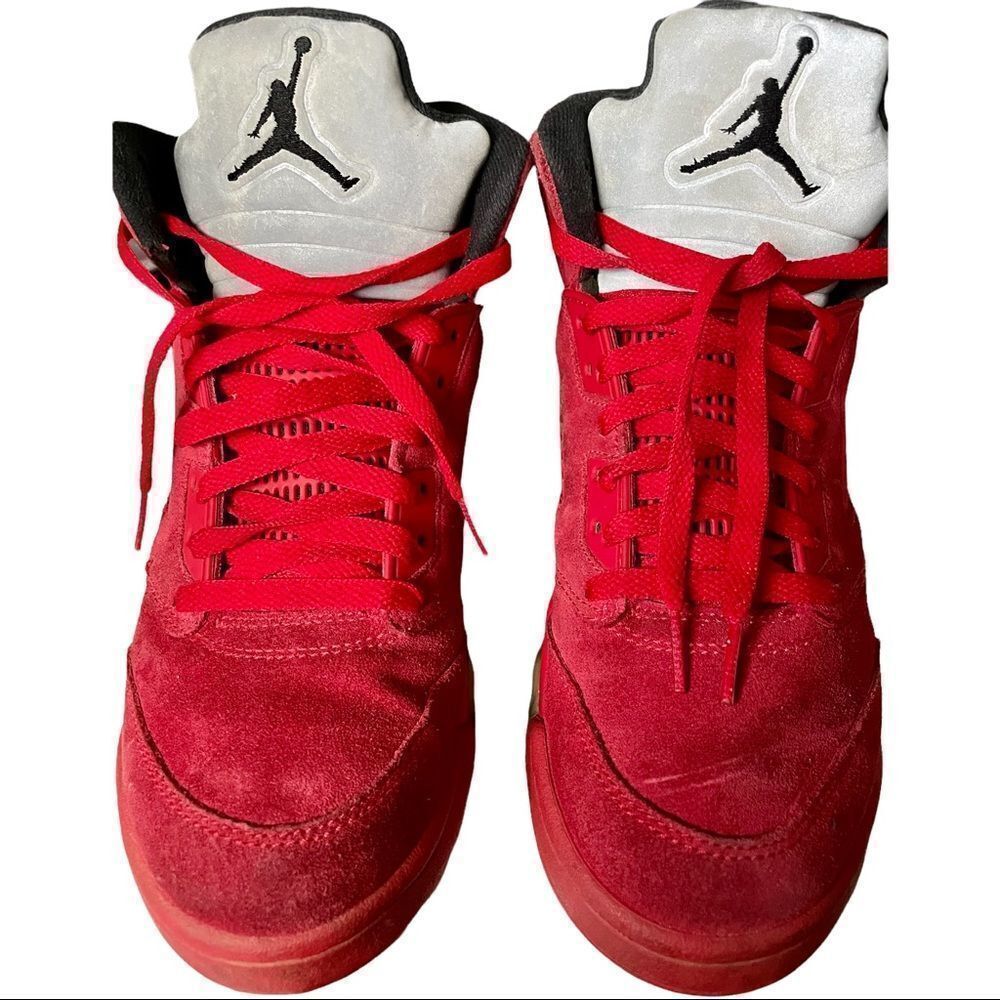 Air Jordan 5 Red Suede. 8.5